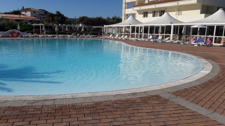 La Plage Noire Hotel Resort Olbia Holidays To Sardinia