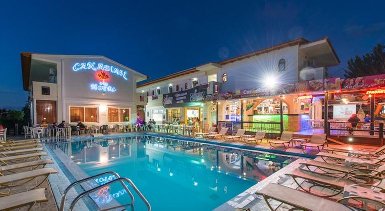 Canadian store hotel zante